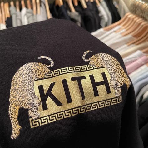 kith versace shirt jaguar|Kith x Versace Jaguar Tee 'Off.